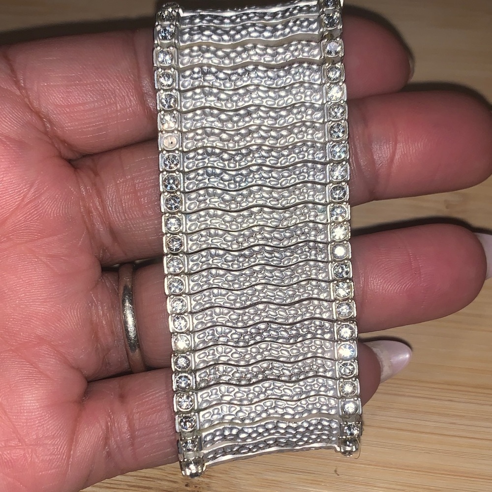 Elegant Stretchy Silver Bracelet